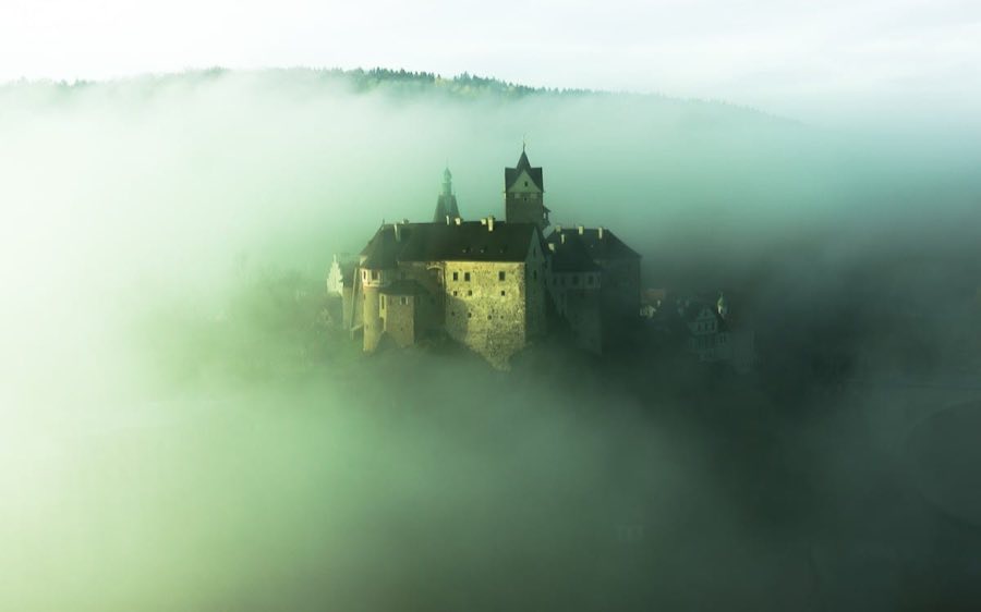 Loket Castle image