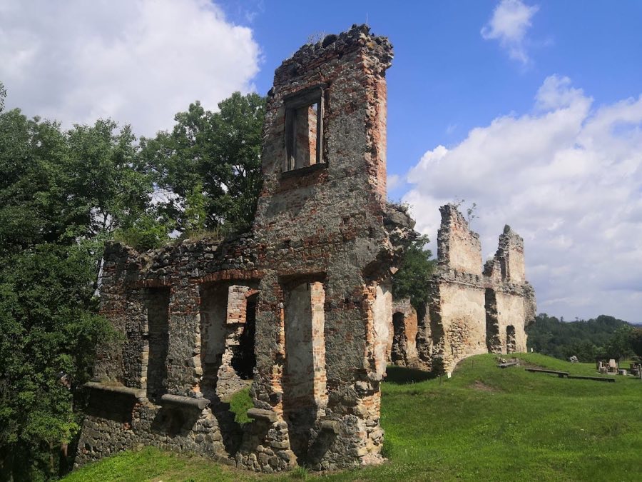 Zásadka Castle image