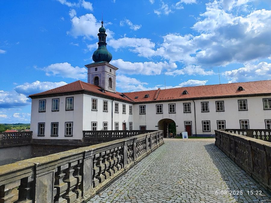 Zákupy Castle image