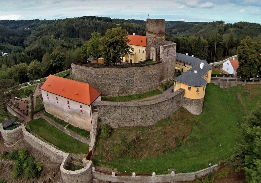 Svojanov Castle image