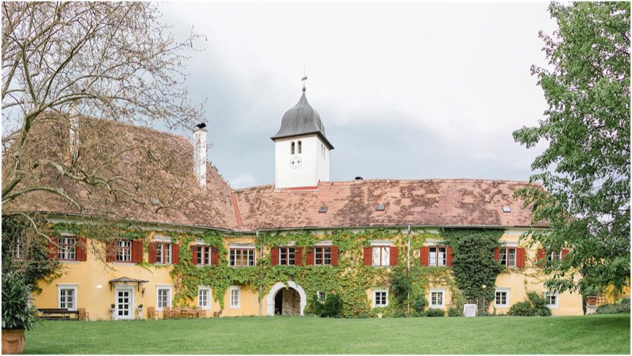 Schloss Ottersbach image