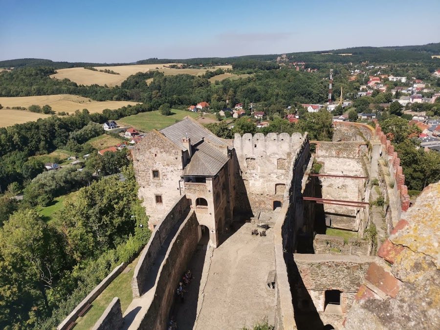 Bolk贸w Castle image