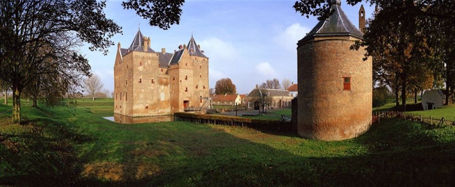 Loevestein Castle image