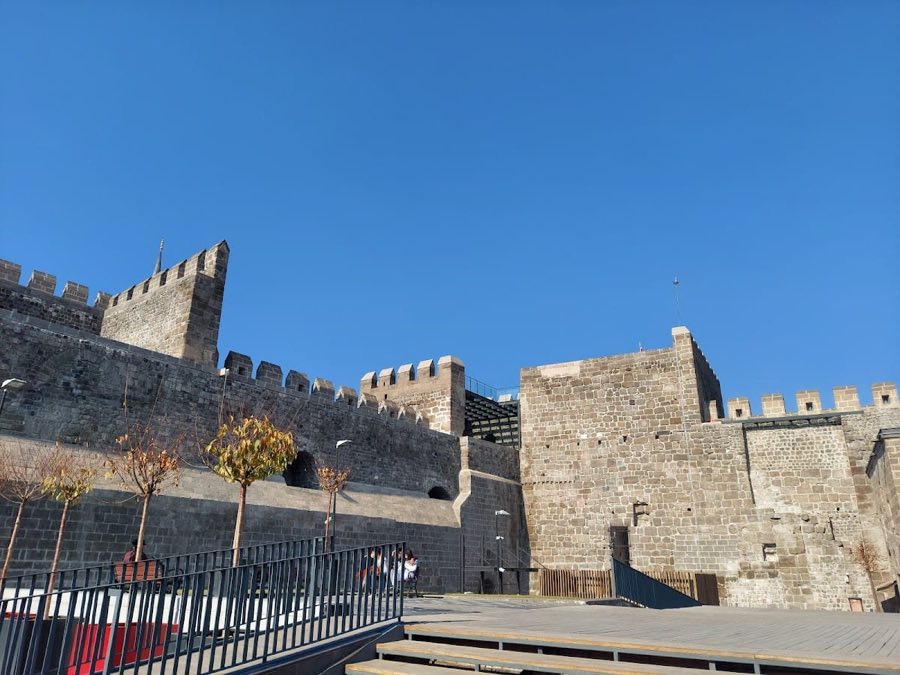 Kayseri Castle image