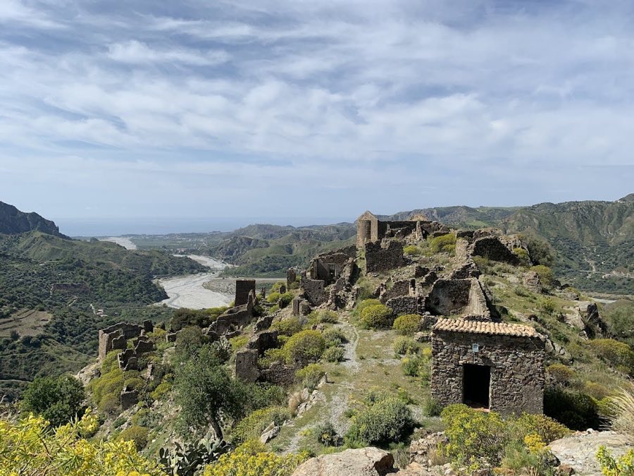 Castello Ruffo di Amendolea image