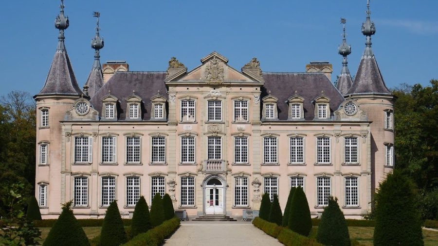 Poeke Castle image