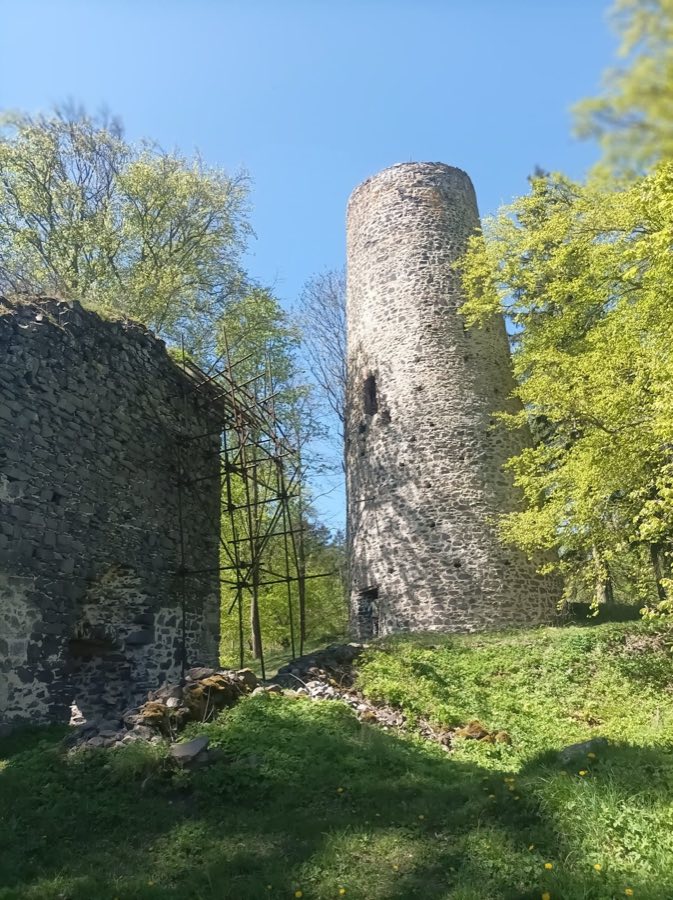 Volfštejn Castle image