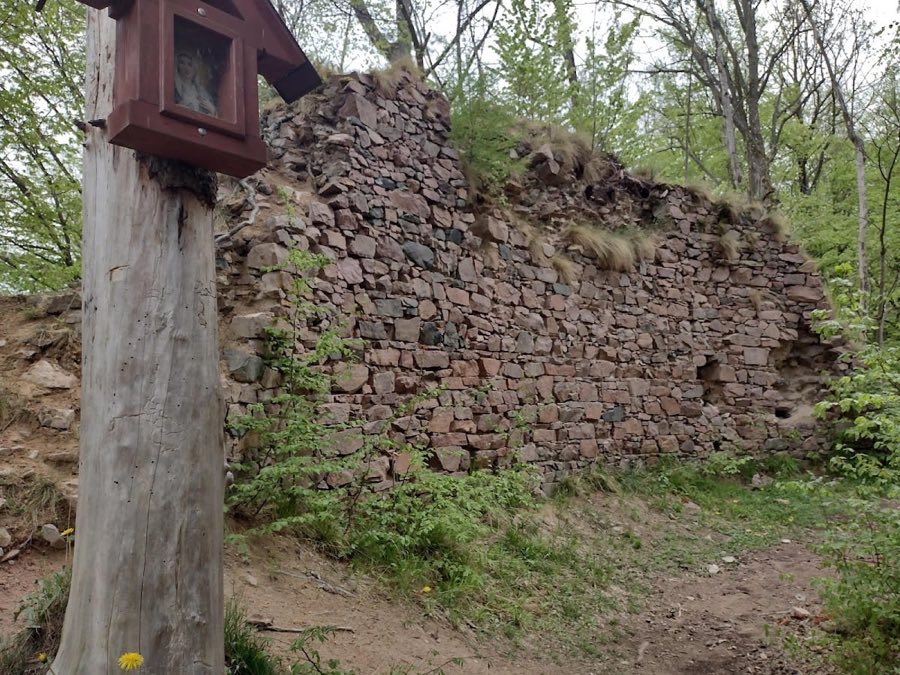 Strádov Castle image