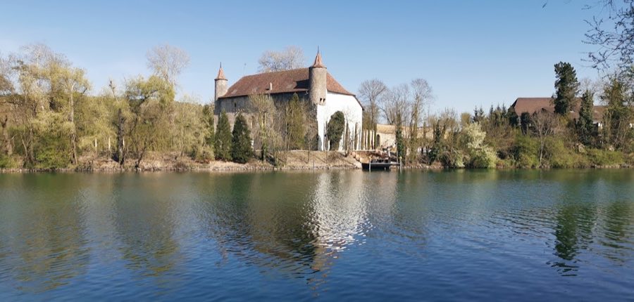 Thielle Castle image