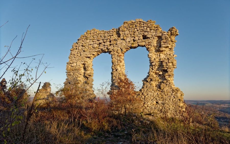 Csővár Castle image