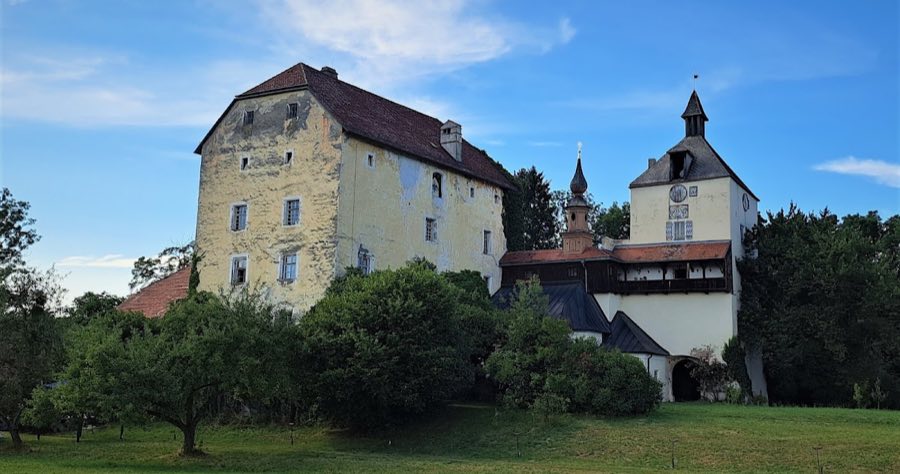 Schloss Triebenbach image