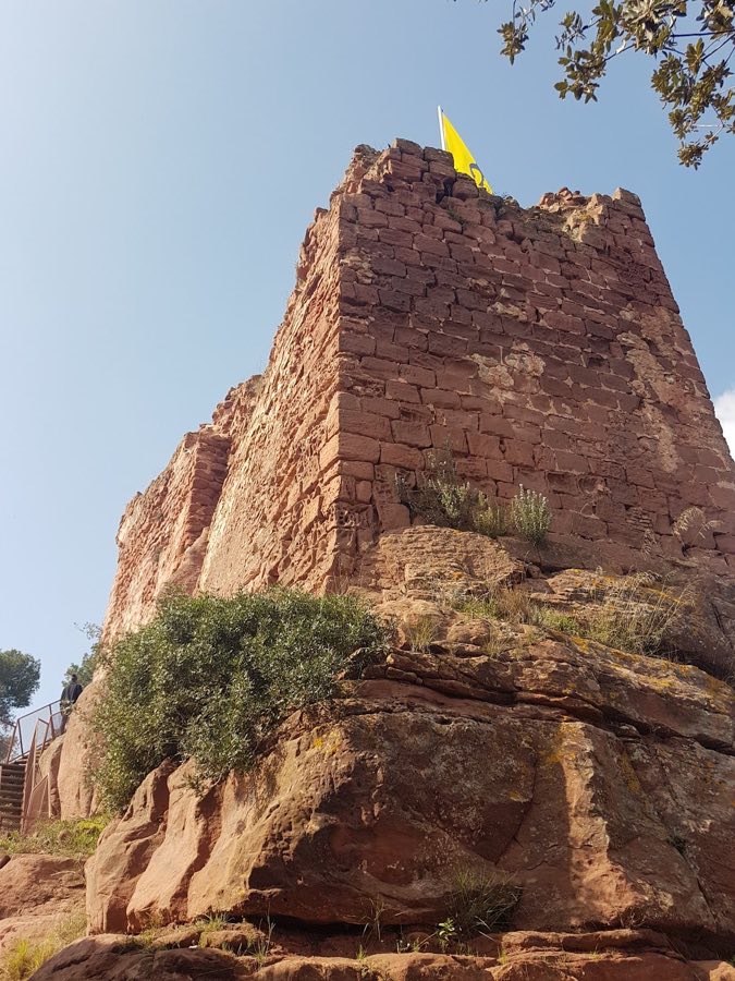 Castell de Cervelló image