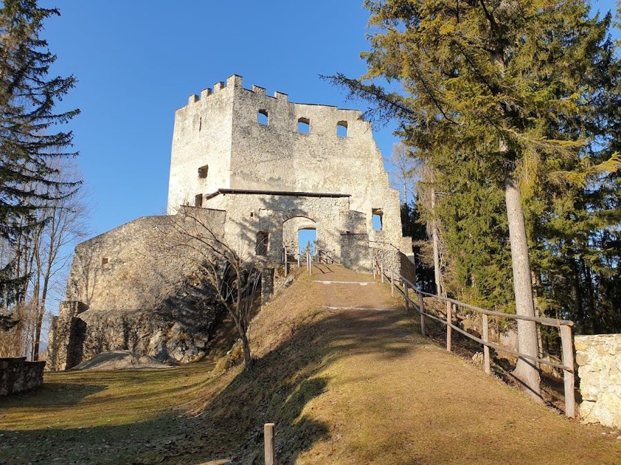 Ruine Hohenwang image