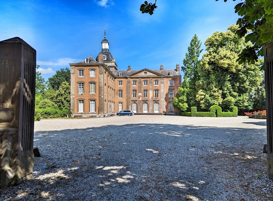 Amstenrade Castle image