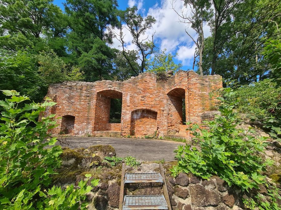 Burg Bärwalde image