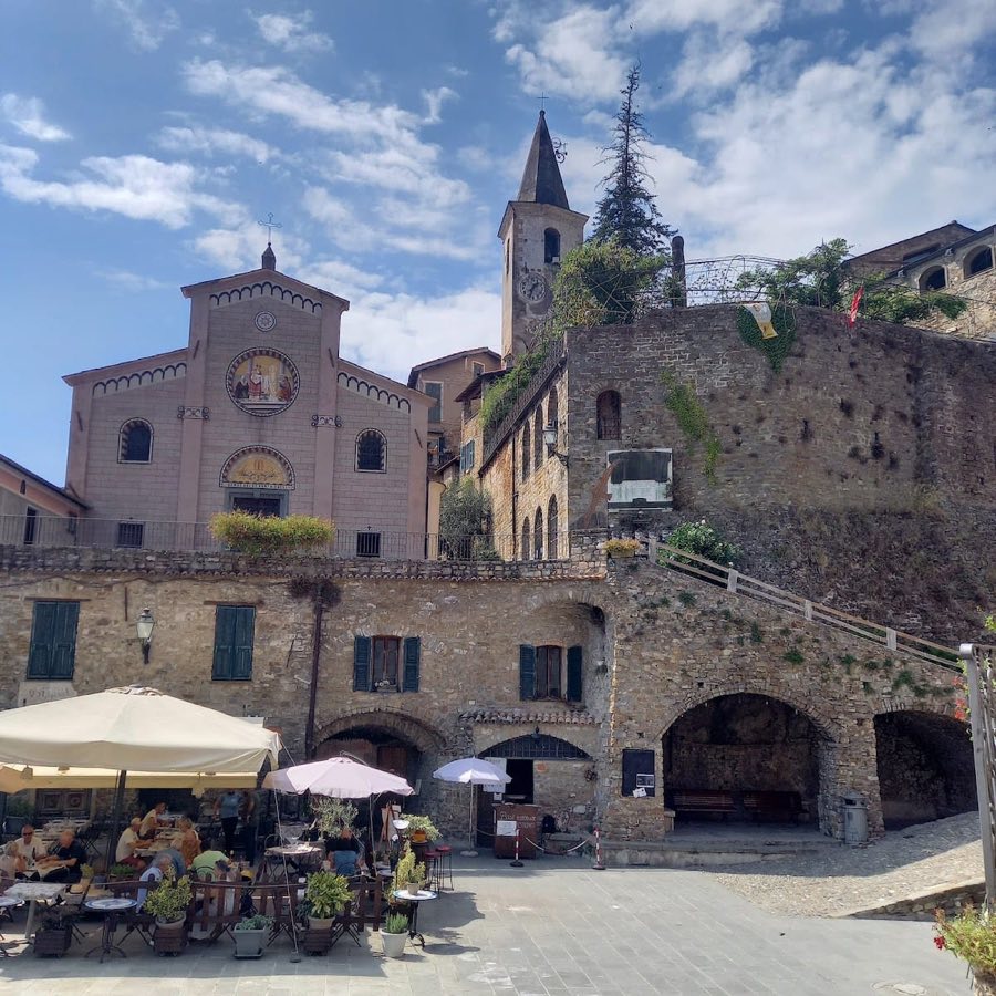 Castello della Lucertola image