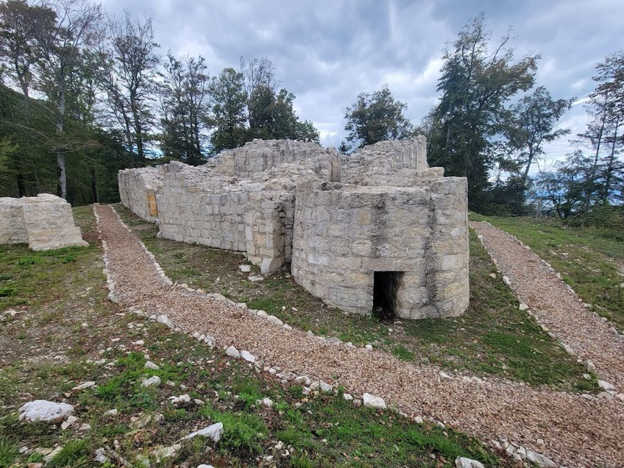 Le Château de Rochefort image