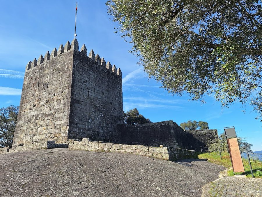 Castle of Lanhoso image