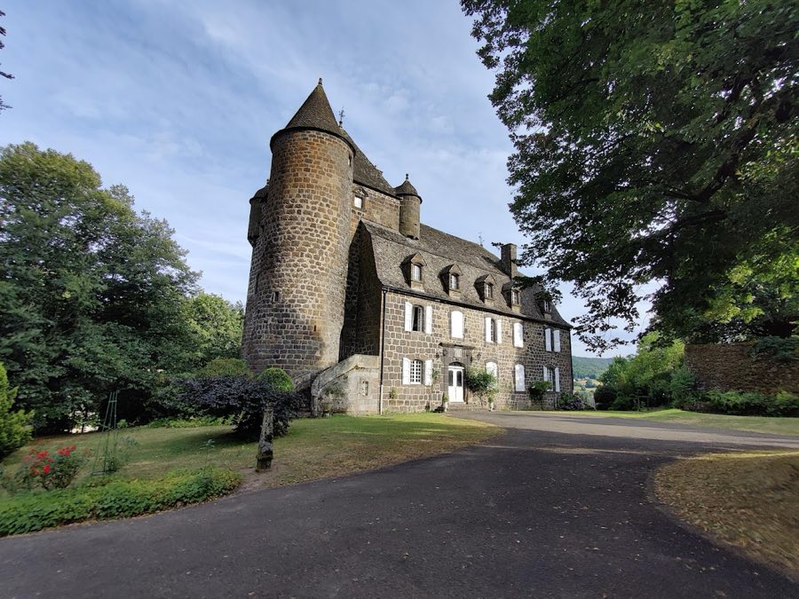 Comblat-le-Château image