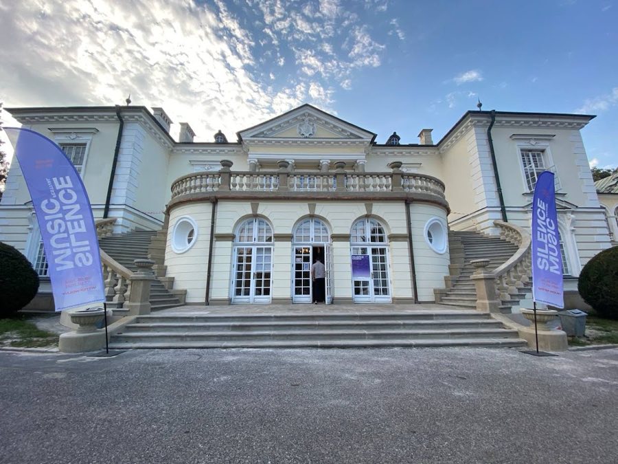 Radziwi艂艂 Palace, Balice image
