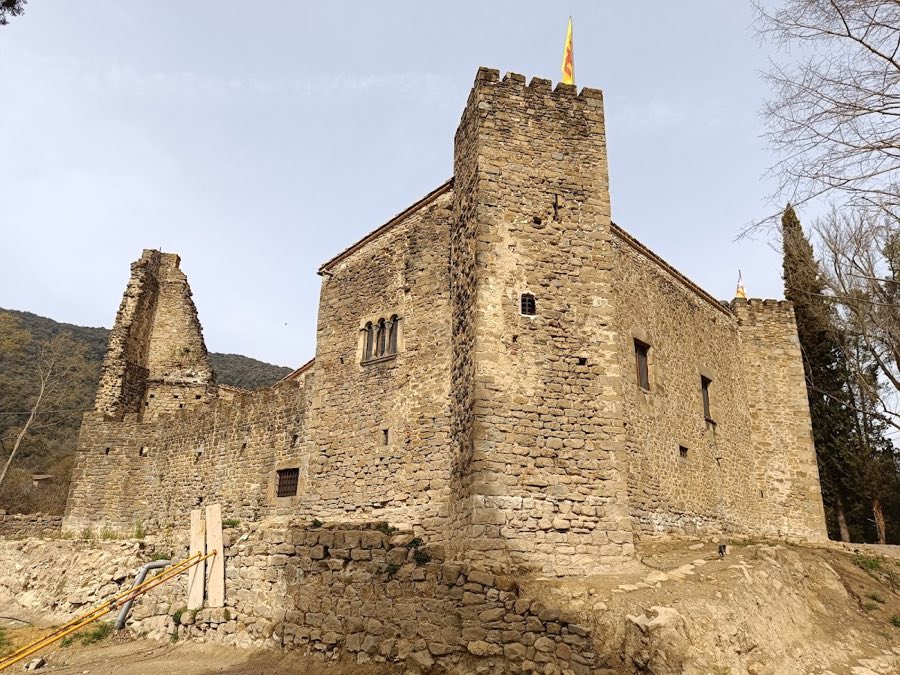 Castell de Falgons image