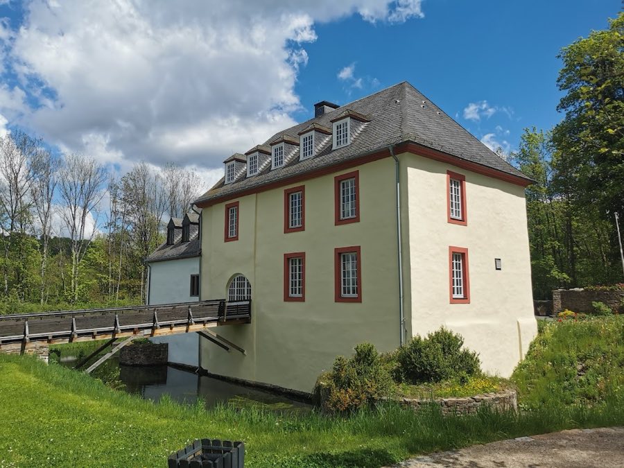 Burg Hainchen image