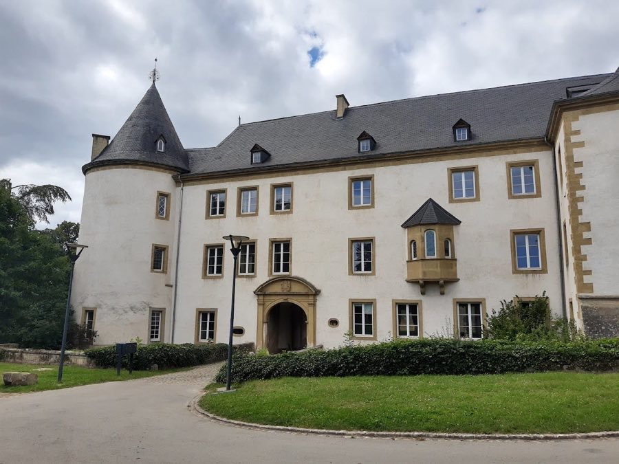 Sanem Castle image