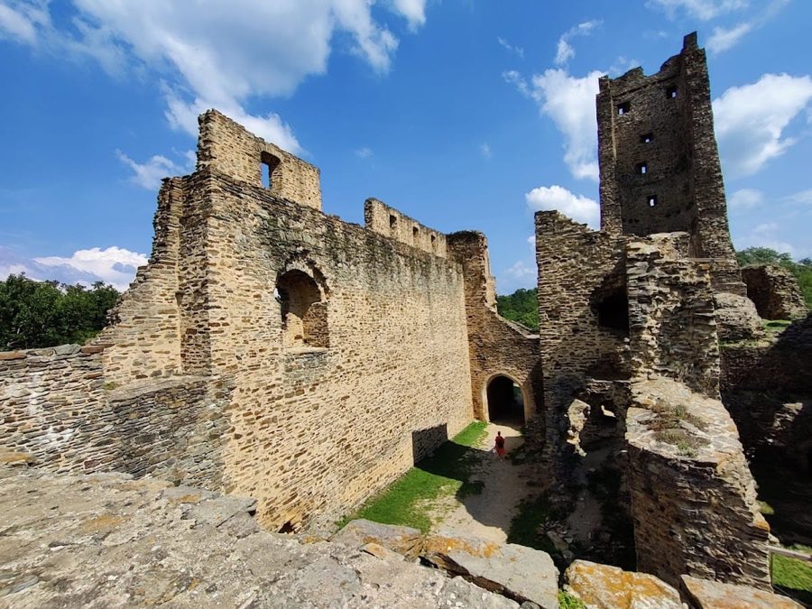 Okoř Castle image