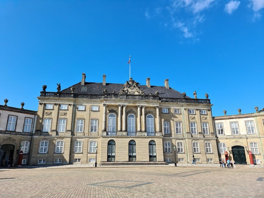 Amalienborg image