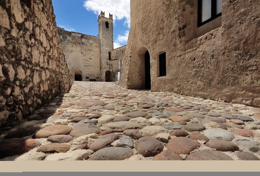 Castel Beseno image