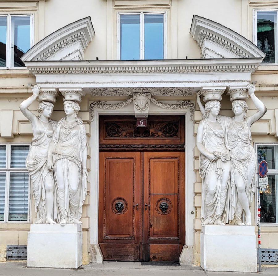 Palais Pallavicini image