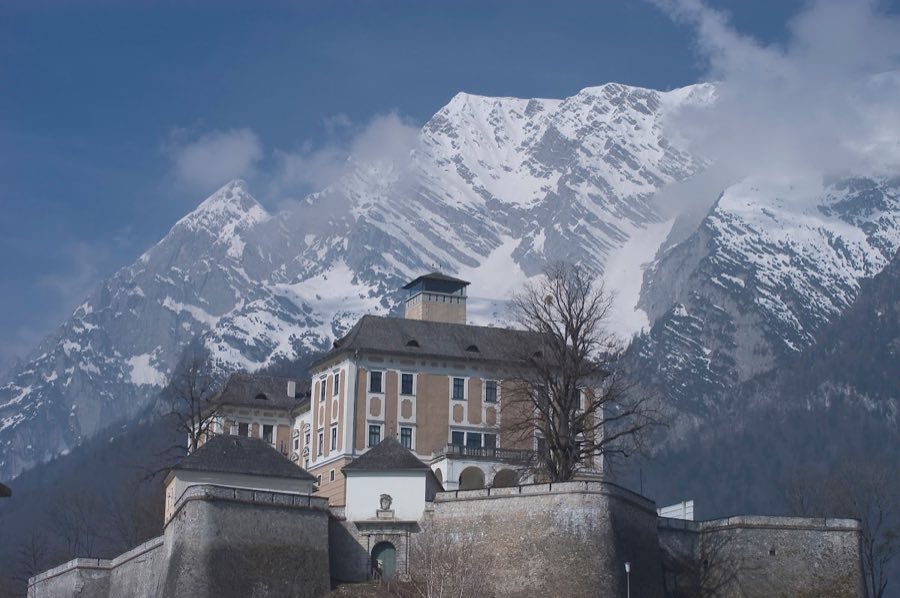 Schloss Trautenfels image