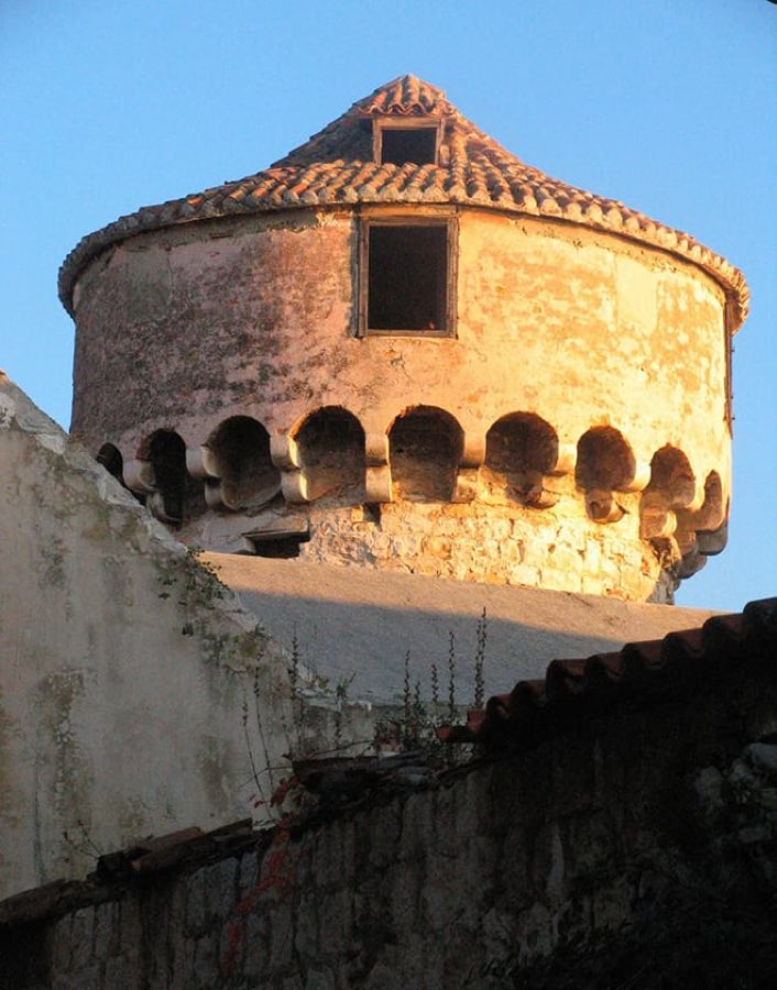 Cambi Castle image