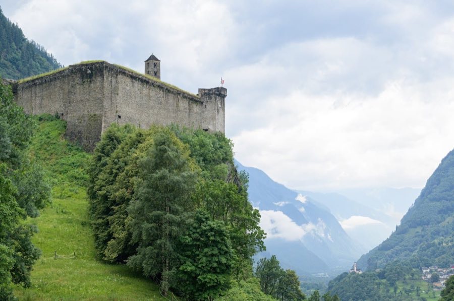 Mesocco Castle image