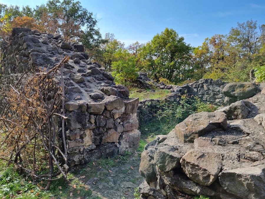 Benevár image