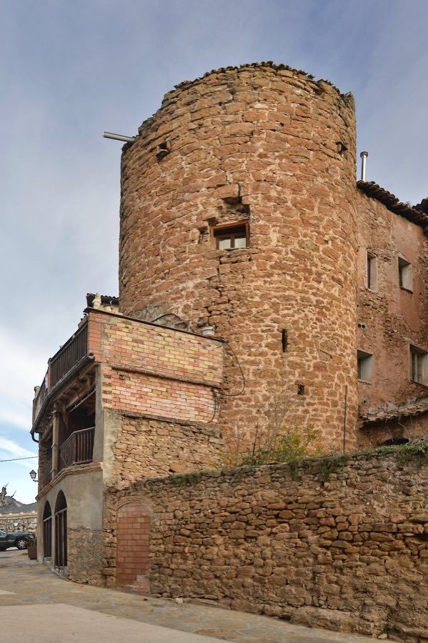 Talarn Castle image
