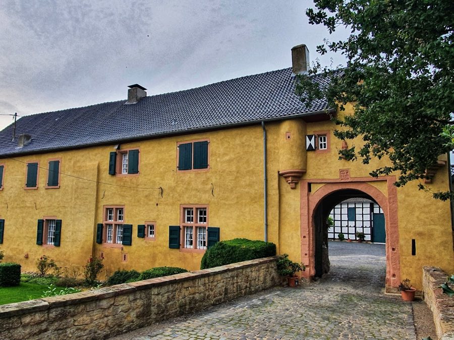 Burg Irnich image