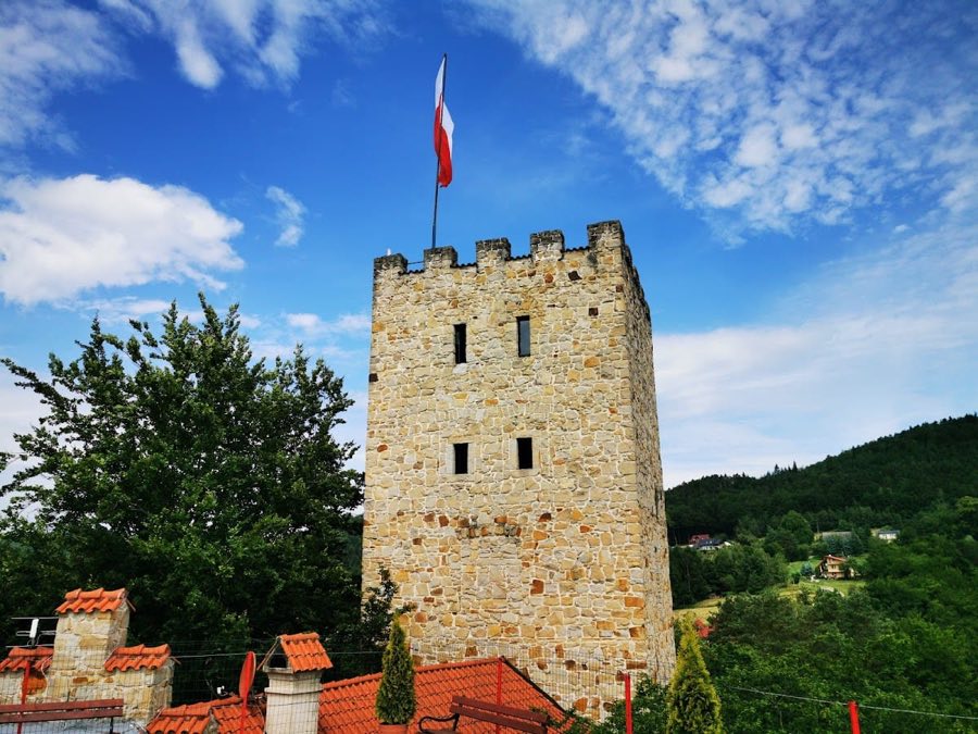 Tropsztyn Castle image