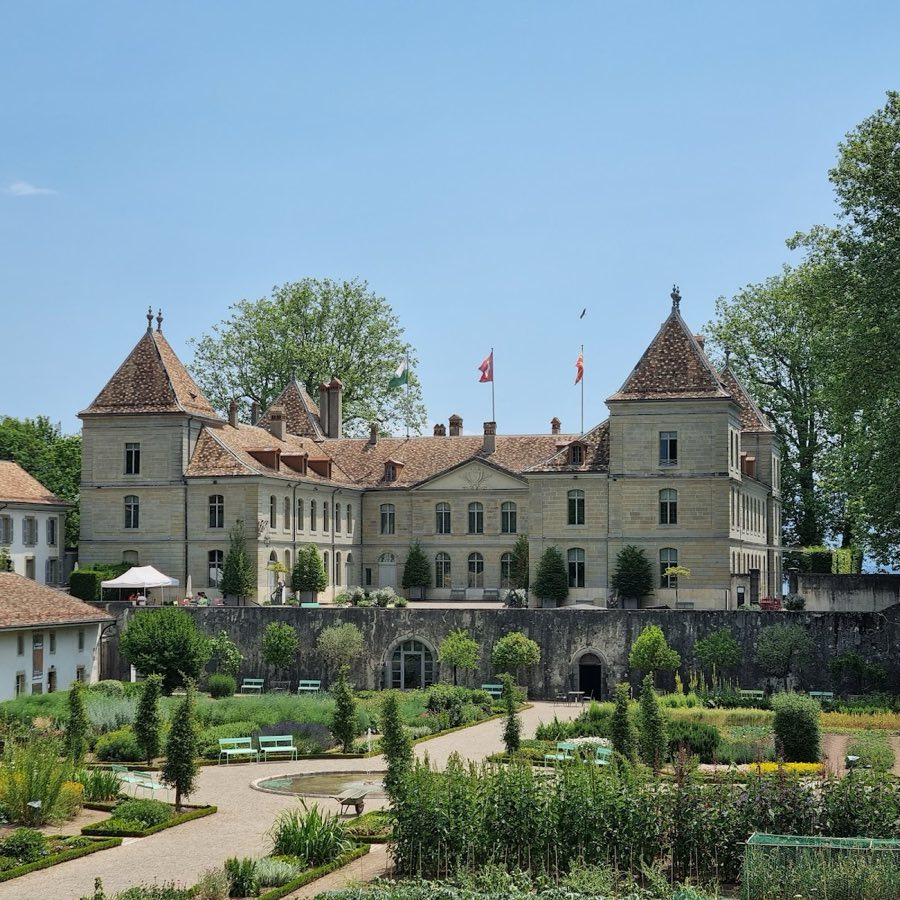 Prangins Castle image