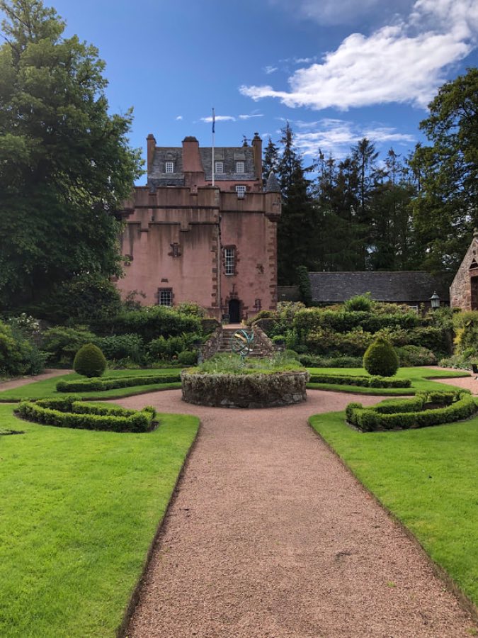 Towie Barclay Castle image