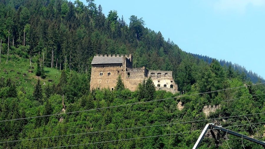 Frauenburg Castle image