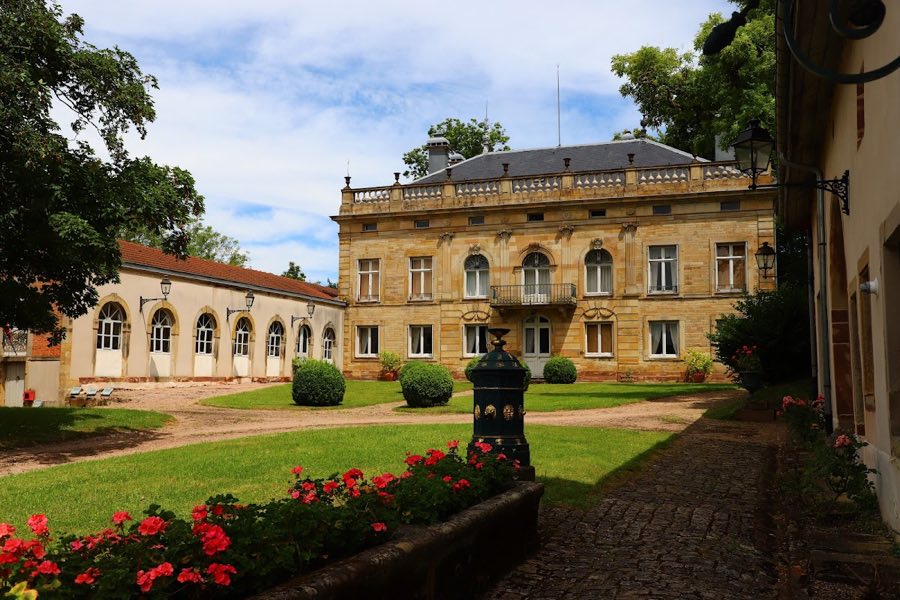 Château des Capucins image