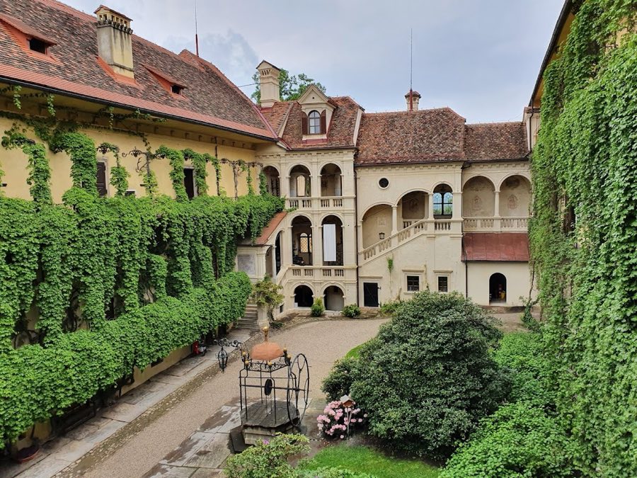 Schloss Hollenegg image