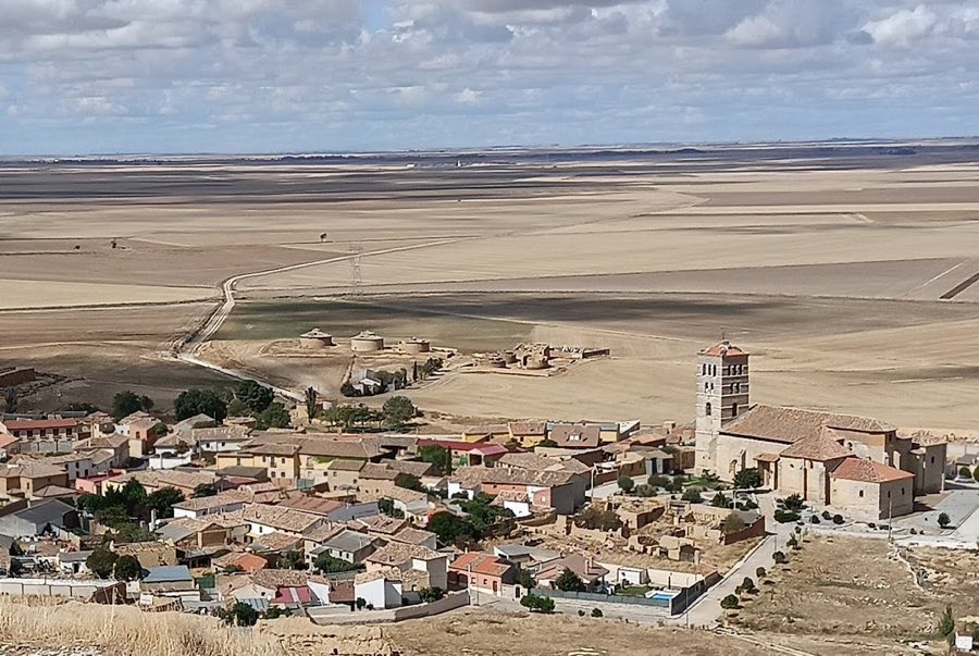 Torremormojón Castle image