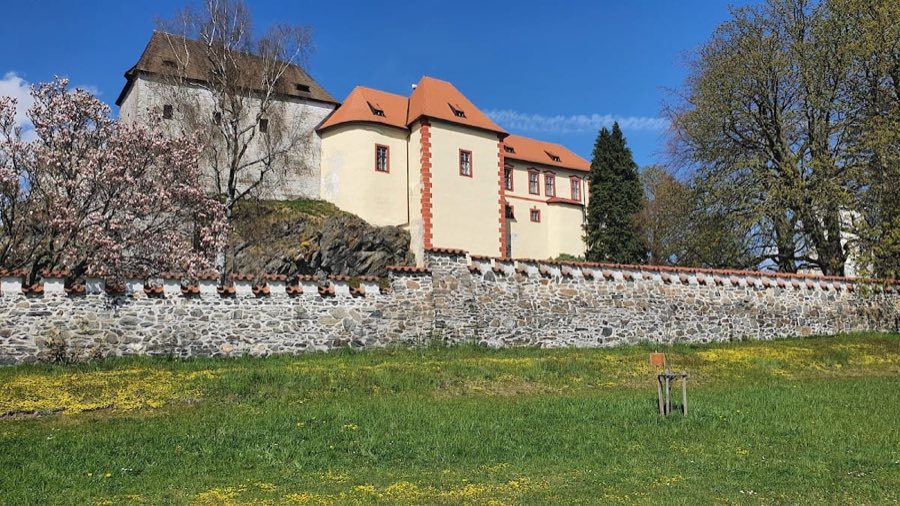 Kámen Castle image
