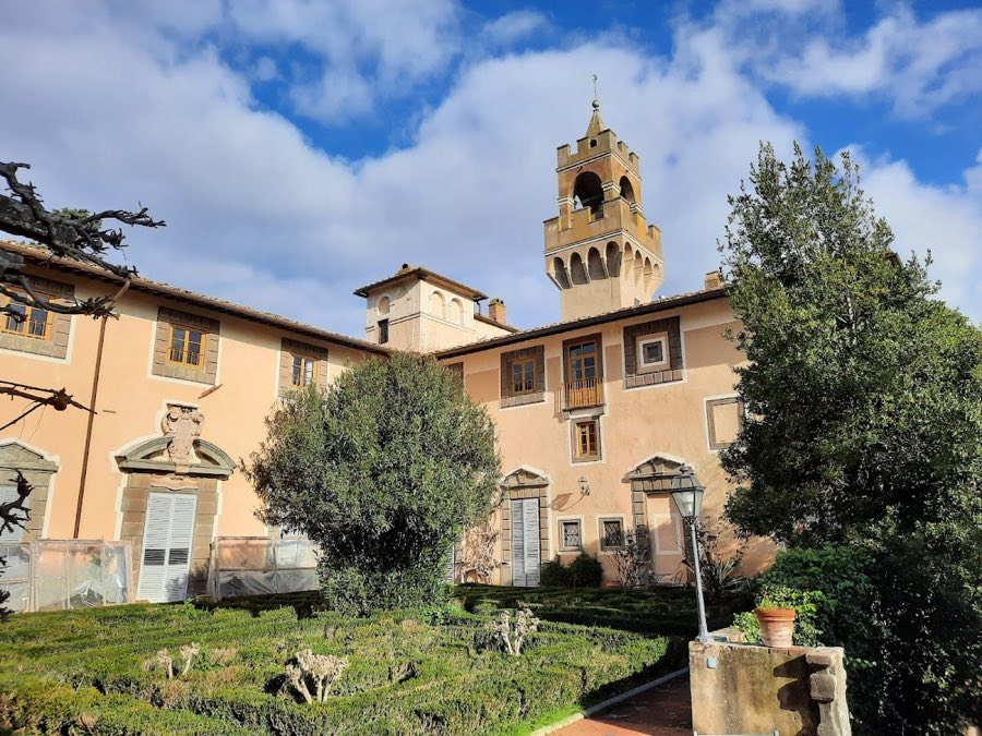 Castello di Montegufoni image