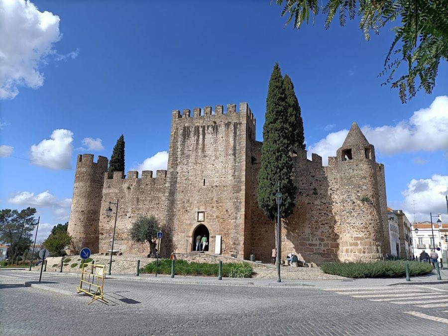 Castle of Alter do Chão image