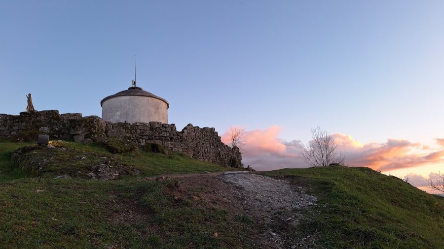 Castle of Aguiar da Beira image