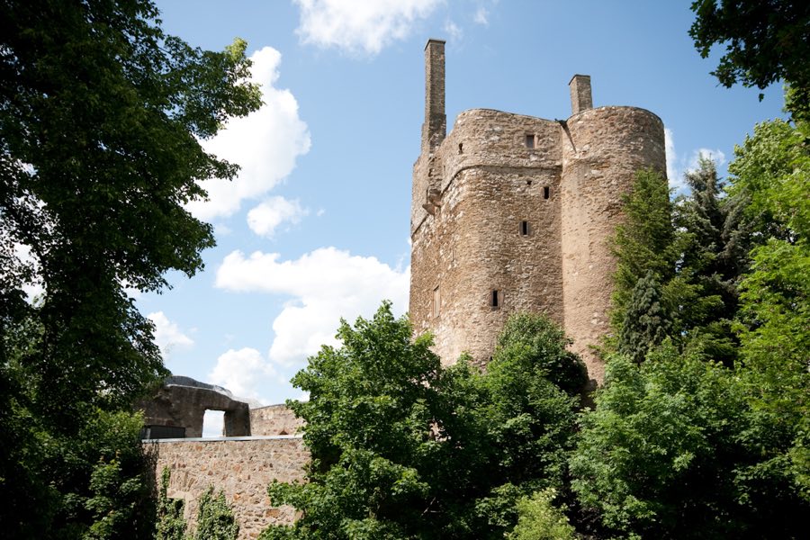 Burg Hermannstein image