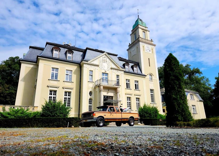 Borowa Palace image